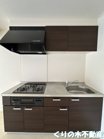 キッチン　同タイプのお部屋です（現況を優先します）