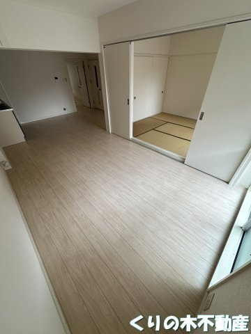 居室・リビング　同タイプのお部屋です（現況を優先します）