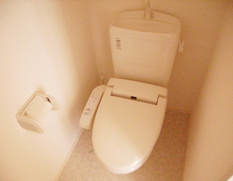 トイレ　落ち着いたトイレです