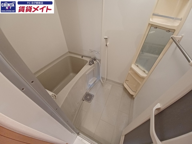バス・シャワールーム　同物件別室画像