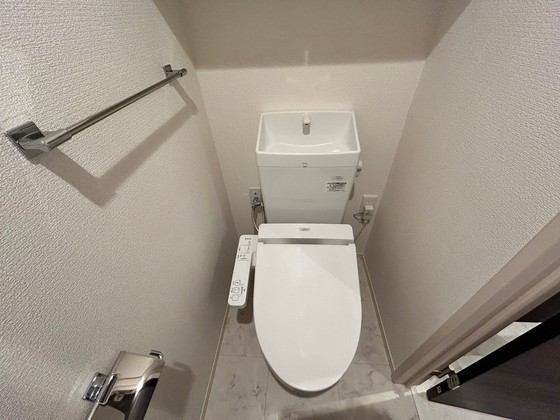 トイレ　※別部屋の写真です