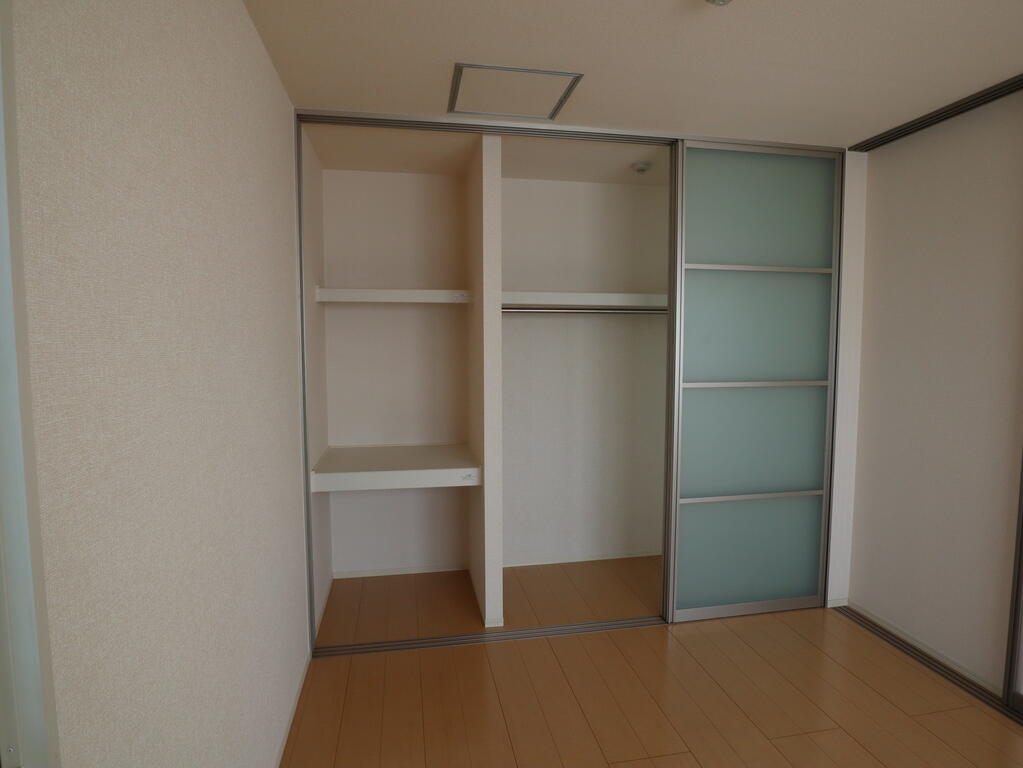 収納　クローゼット