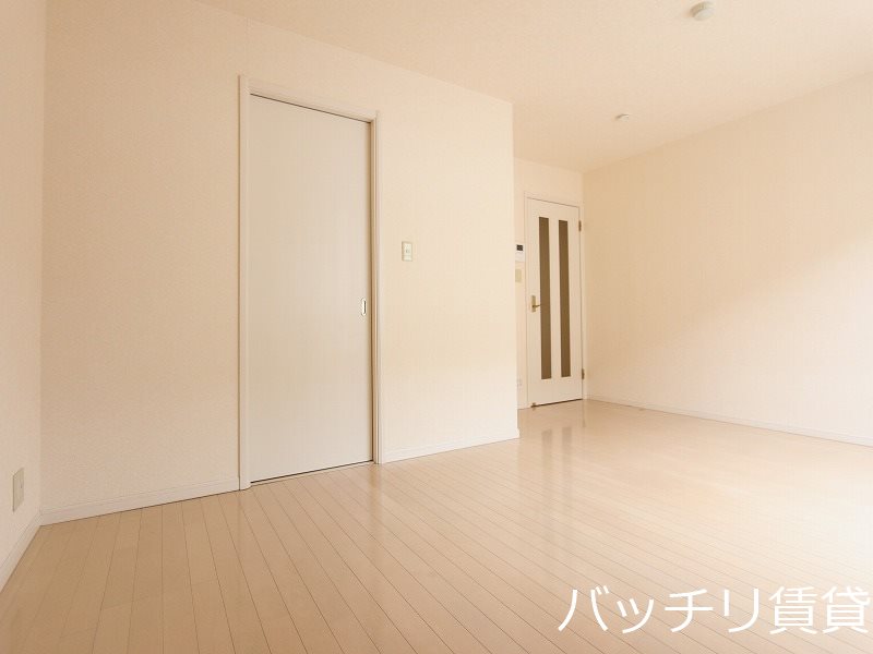 居室・リビング　＊画像は別部屋の為イメージ、現状を優先致します。