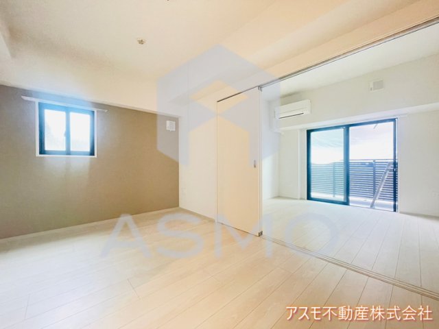 地下鉄谷町線 天満橋駅 徒歩2分 10階建 築3年の居間写真