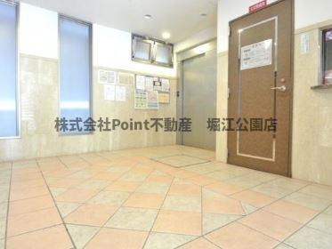 地下鉄堺筋線 北浜駅 徒歩7分 12階建 築25年の外観写真