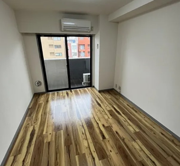 東京メトロ南北線 駒込駅 徒歩5分 7階建 築33年の居間写真