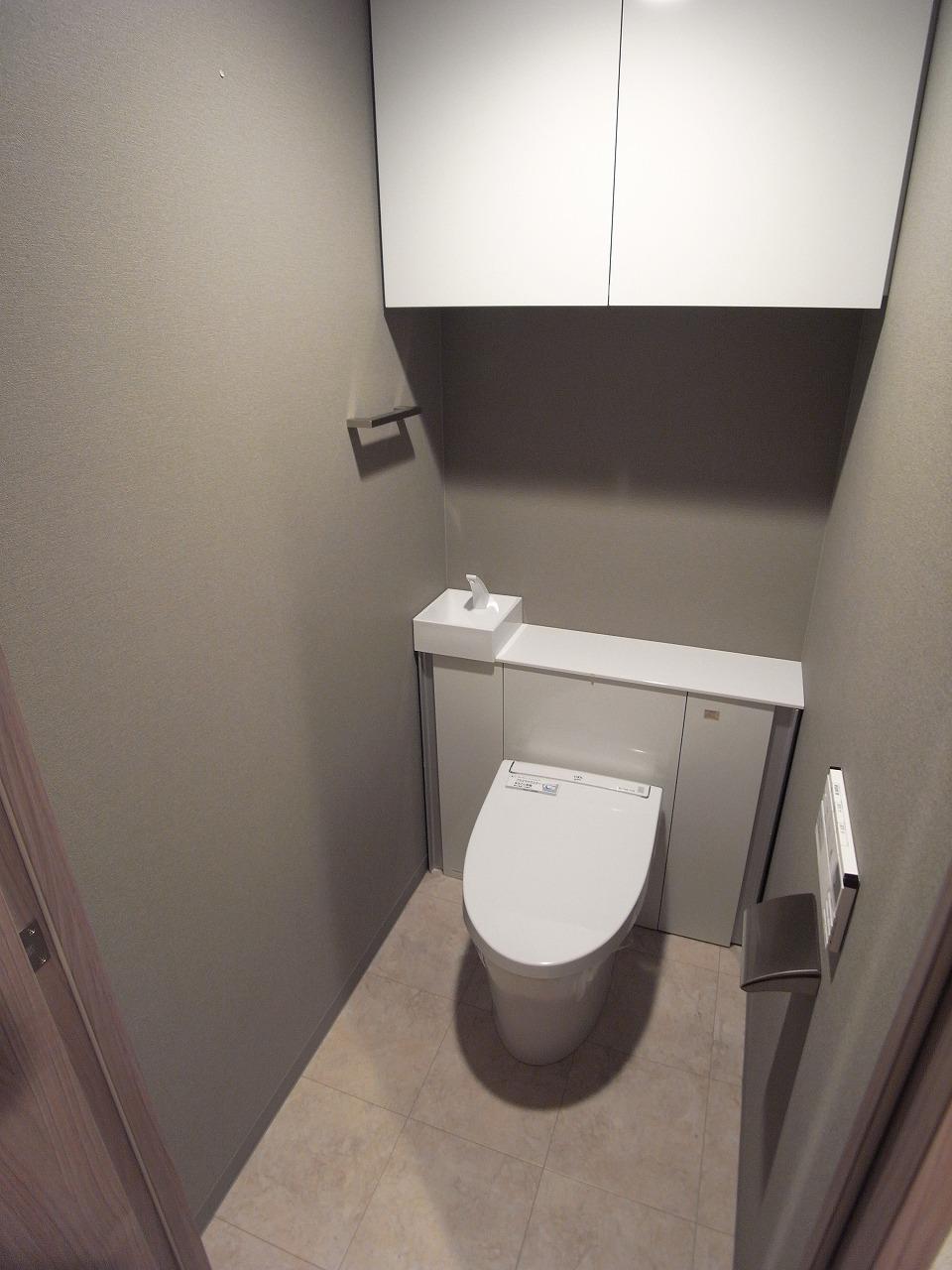 プレサンスレジェンド堺筋本町タワーのトイレ写真