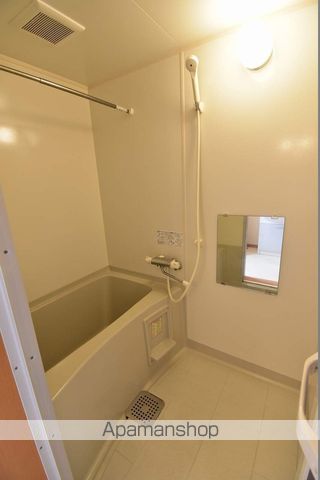 地下鉄南北線 自衛隊前駅 徒歩17分 3階建 築21年の風呂写真