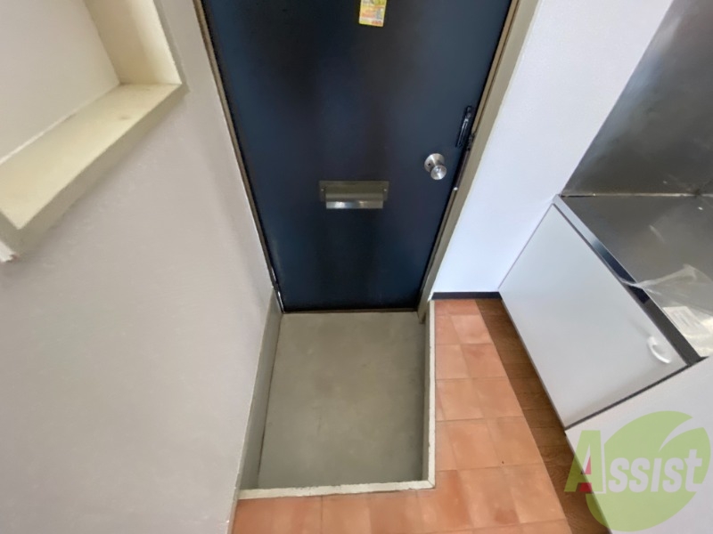 玄関　玄関から見た景色はこちらです。イメージできますか。