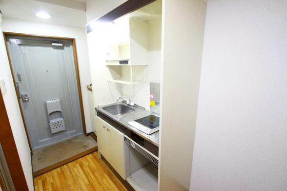 玄関　※別室の写真を使用しております※