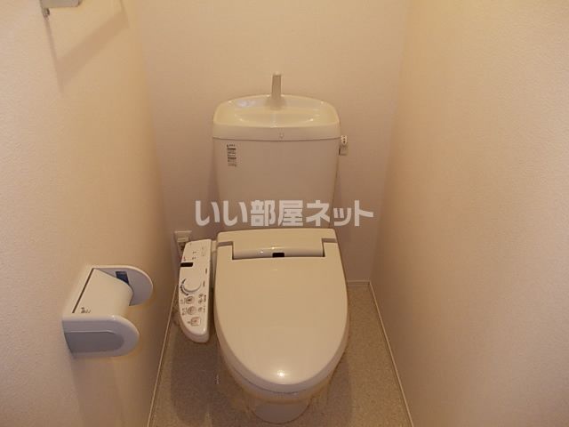 【フラン　トゥールのトイレ】