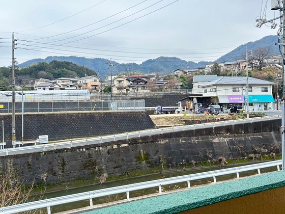 【広島市安佐南区高取北のマンションの眺望】