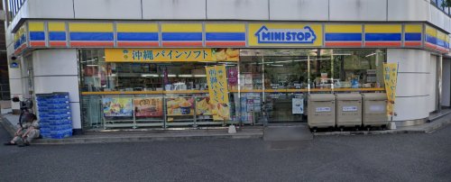 【横浜市中区長者町のマンションのコンビニ】