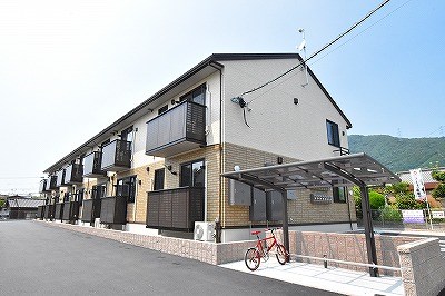 D-room葛原の建物外観