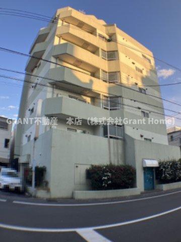 荒川区東日暮里のマンションの建物外観