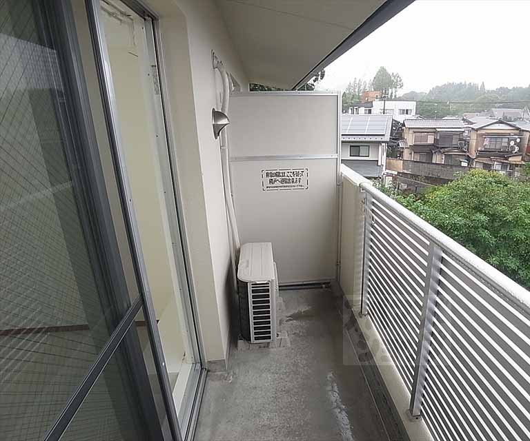 バルコニー　バルコニ