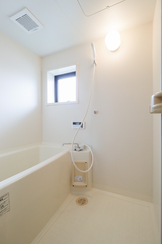 バス・シャワールーム　図面と現状に相違がある場合には現状を優先