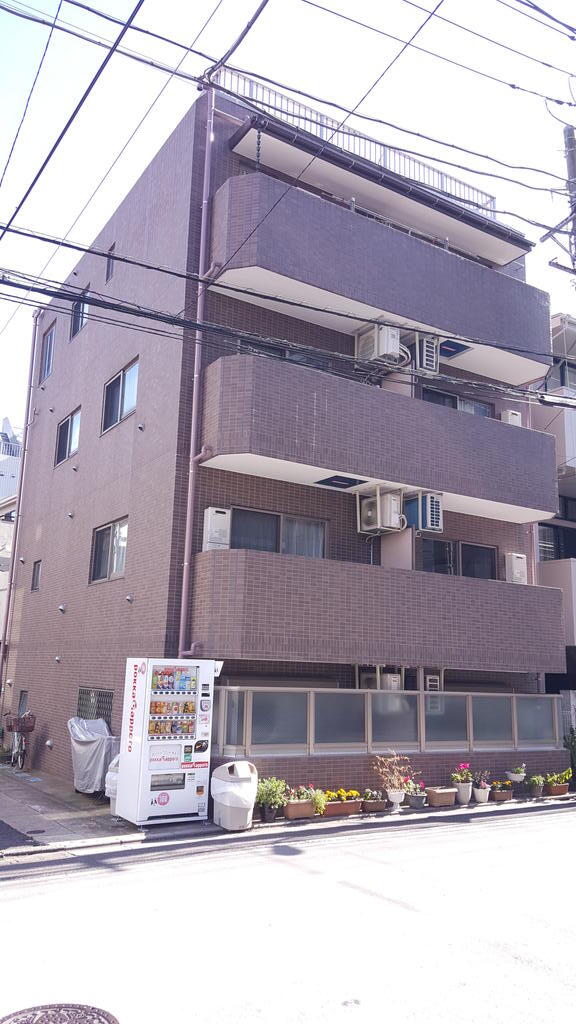 リバージュ