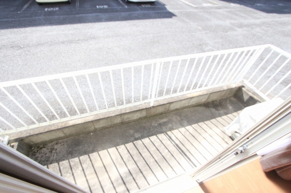 バルコニー　同間取りタイプ　内観