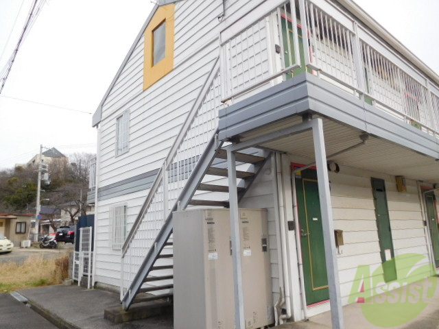 エントランス　こじんまりした建物です