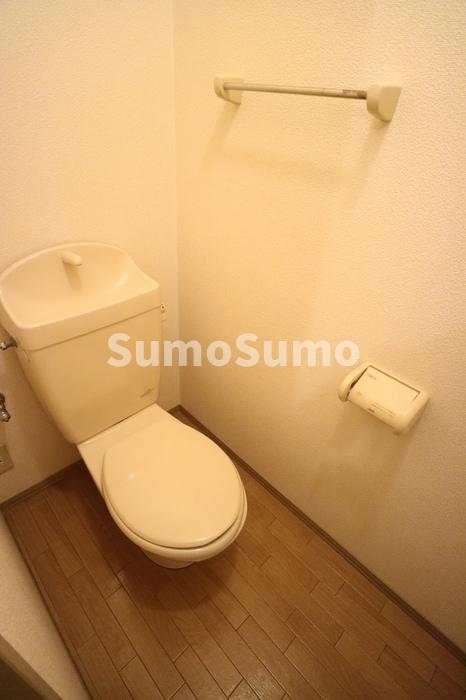 トイレ　清潔感のあるトイレです