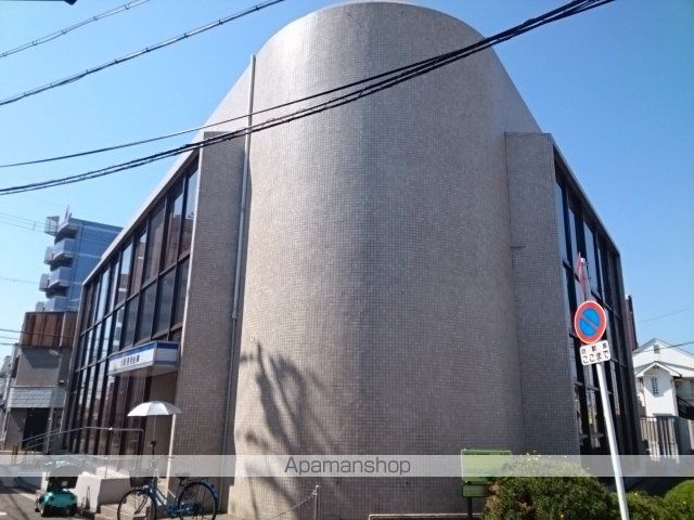 銀行　大阪信用金庫様（銀行）まで80m