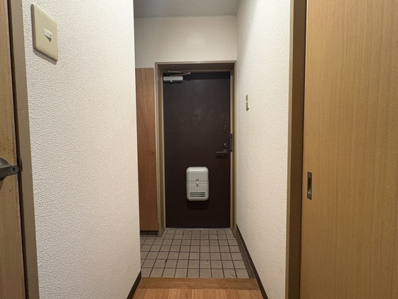 玄関　※別部屋の写真です
