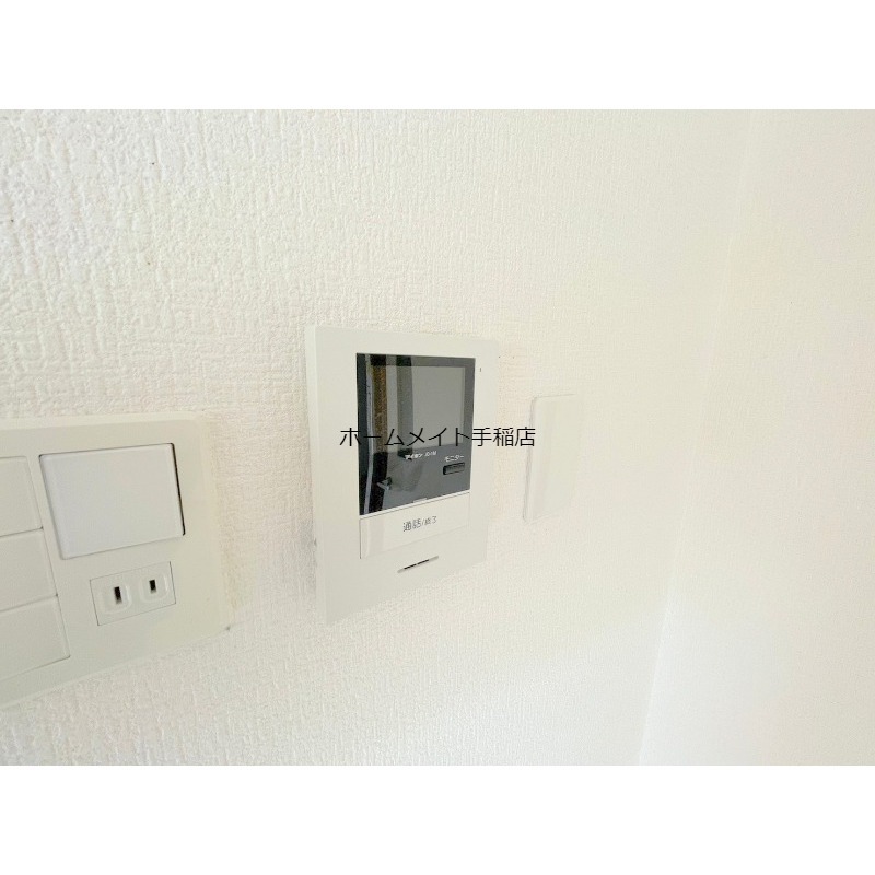 セキュリティ　モニター付きインターホンで安心です♪