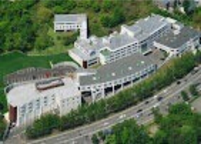 病院　医療法人札幌山の上病院（病院）まで910m