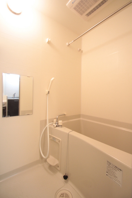 バス・シャワールーム　※別室の参考写真の為、現況優先です。