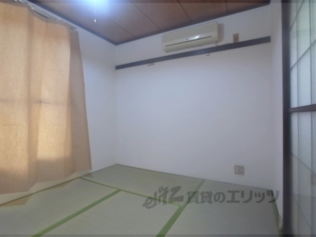 居室・リビング　畳のお部屋です