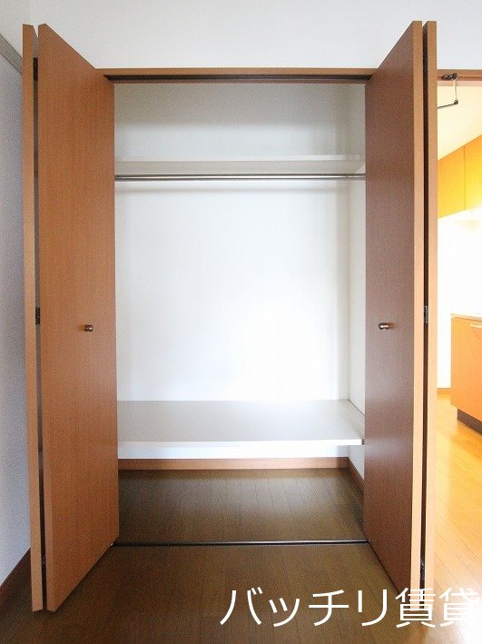 収納　別号室タイプの為、現状を優先致します