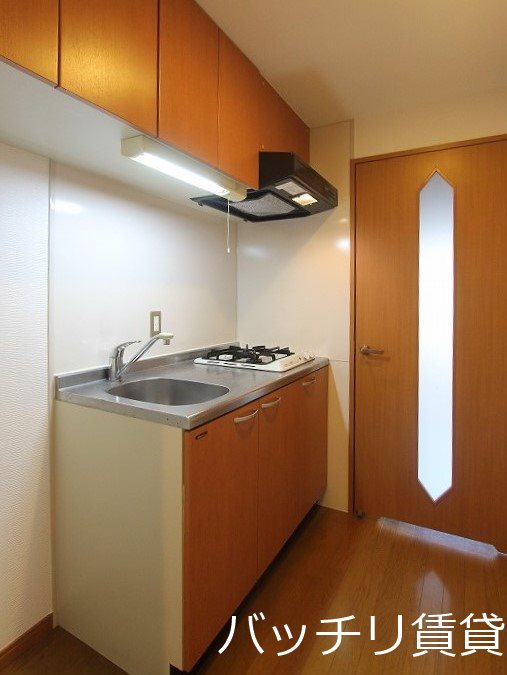 キッチン　別号室タイプの為、現状を優先致します