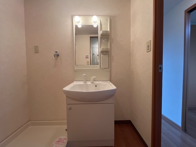 洗面設備　洗髪洗面化粧台