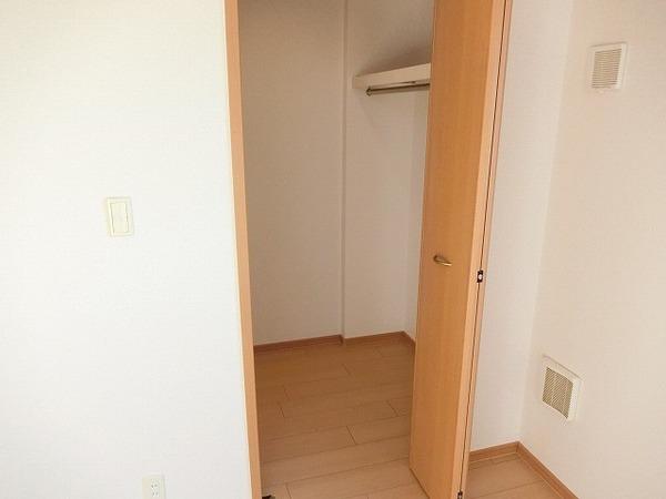 収納　ウォークインクローゼット！