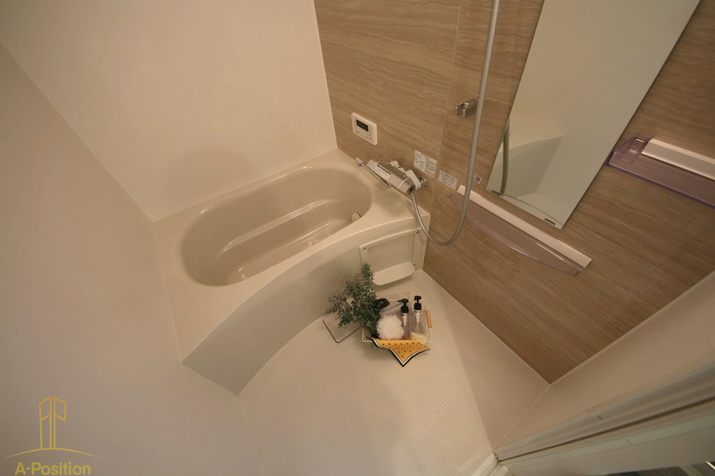 バス・シャワールーム　シーズンフラッツ新町