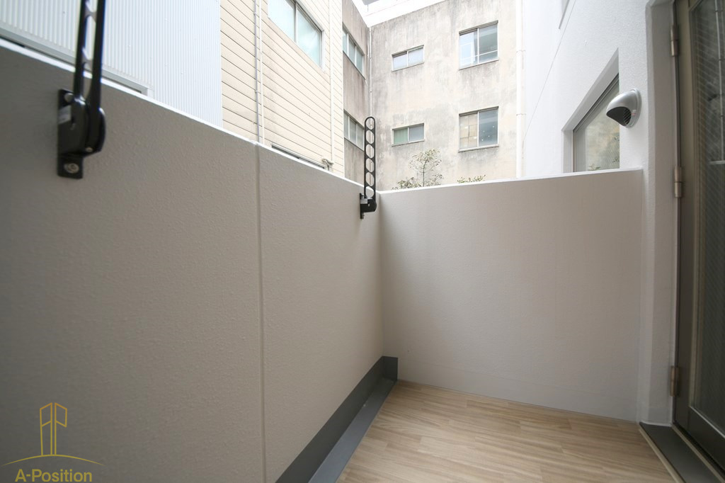 バルコニー　シーズンフラッツ新町