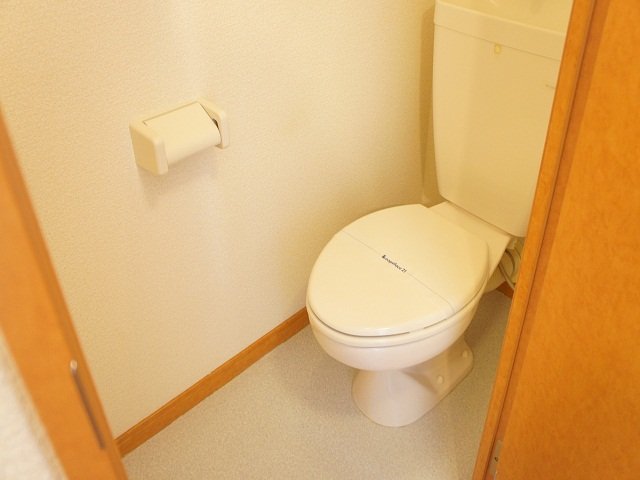 洗面設備　やっぱり嬉しいバス・トイレ別☆