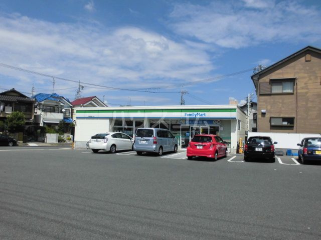 コンビニ　ファミリーマート尾張旭桜ケ丘店（コンビニ）まで293m