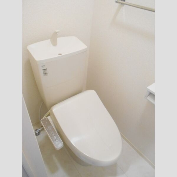 トイレ　温水洗浄暖房便座