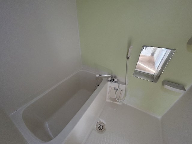 バス・シャワールーム　類似です。