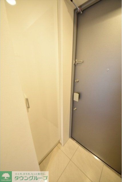 玄関　お部屋探しは株式会社　タウンハウジング　までお気軽にお問合…