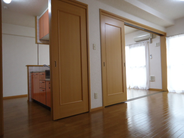 居室・リビング　リビング