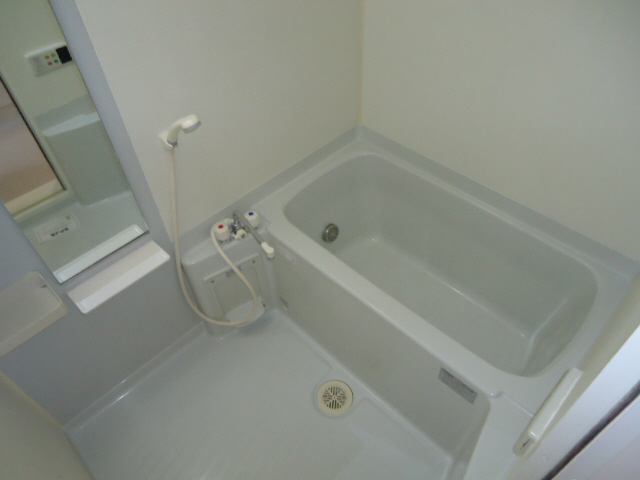 バス・シャワールーム　浴室