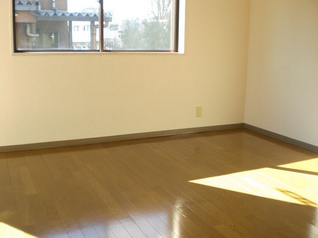 居室・リビング　★きれいな洋室★