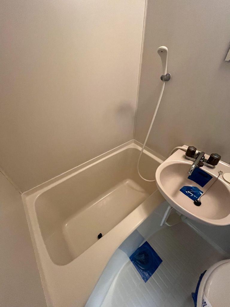 バス・シャワールーム　バス