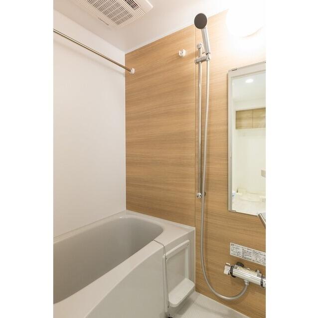 バス・シャワールーム　※別部屋参考写真