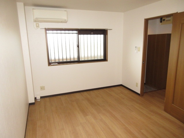 眺望　玄関側洋室