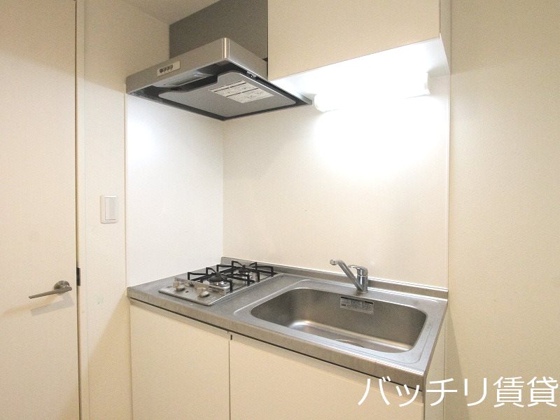 キッチン　同型タイプの為、現状を優先致します。