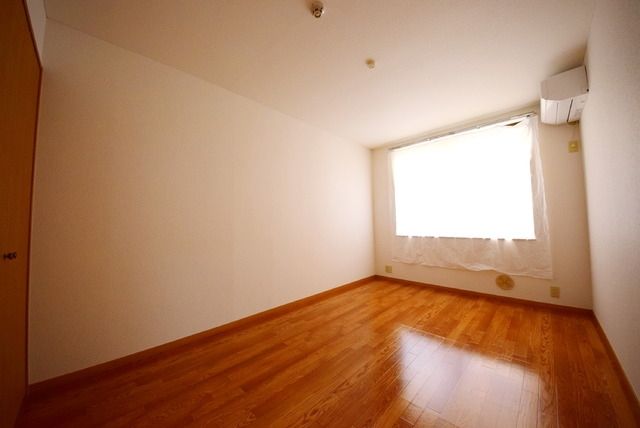 居室・リビング　★★広く使える洋室★★